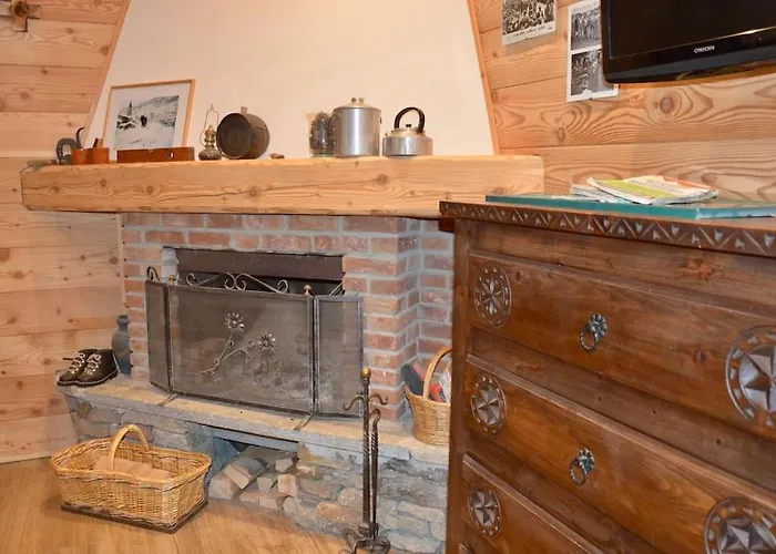 La Taverna Di Sauze-gestinghome Apartment